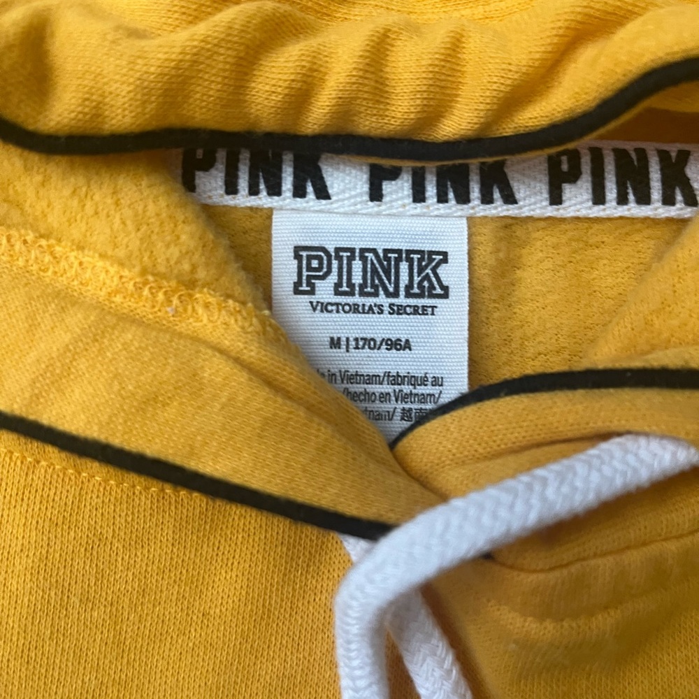 Pink sweater - Picture 3 of 3